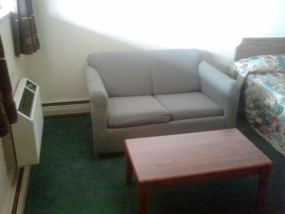 Country Manor Motel Watkins Ruang foto